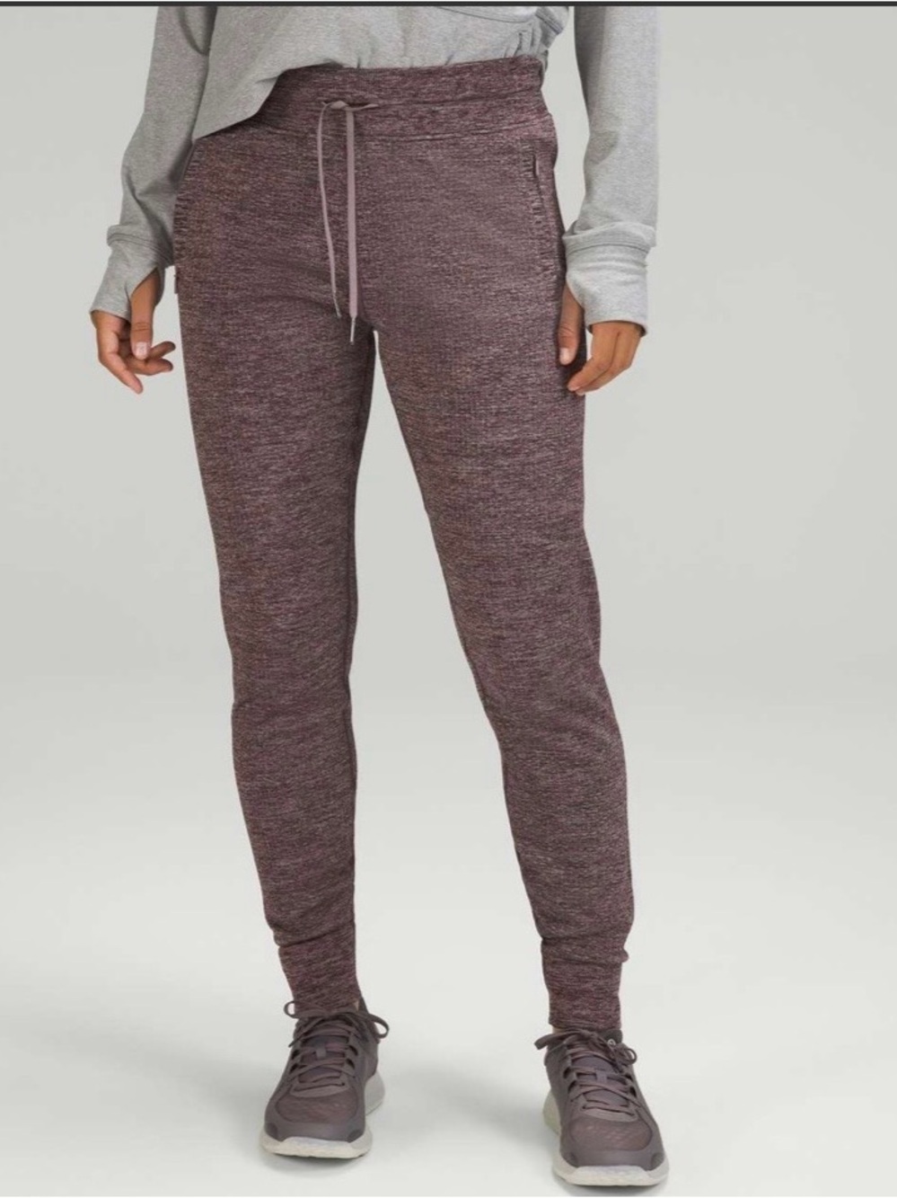 Lululemon Engineered warmth joggers size 6